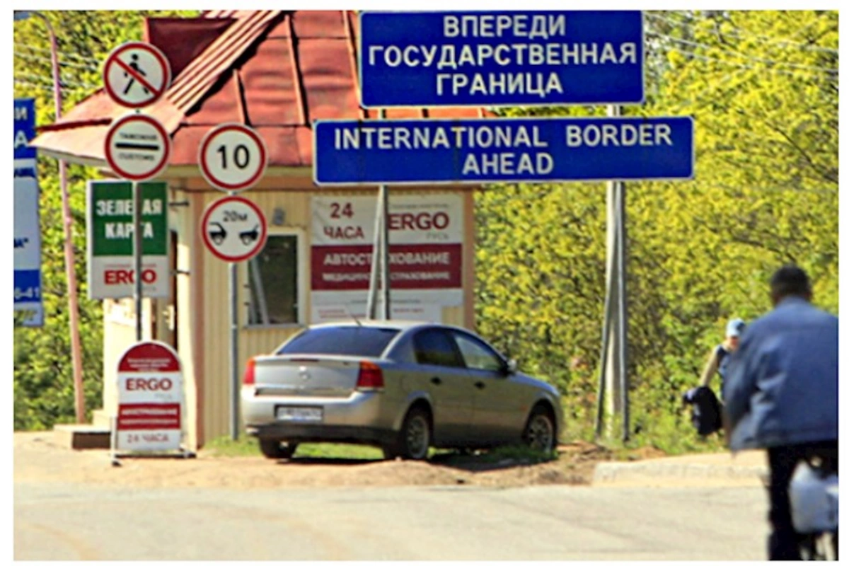Estoniya Rusiya ilə sərhəddə çəpərlər quraşdırmağa başlayıb
