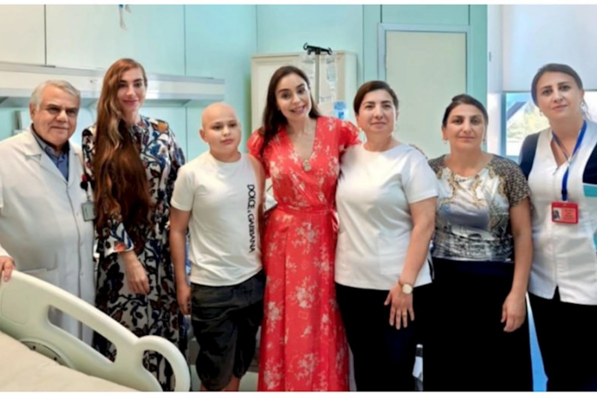 Leyla və Arzu Əliyevalar Milli Onkologiya Mərkəzində — FOTOLAR