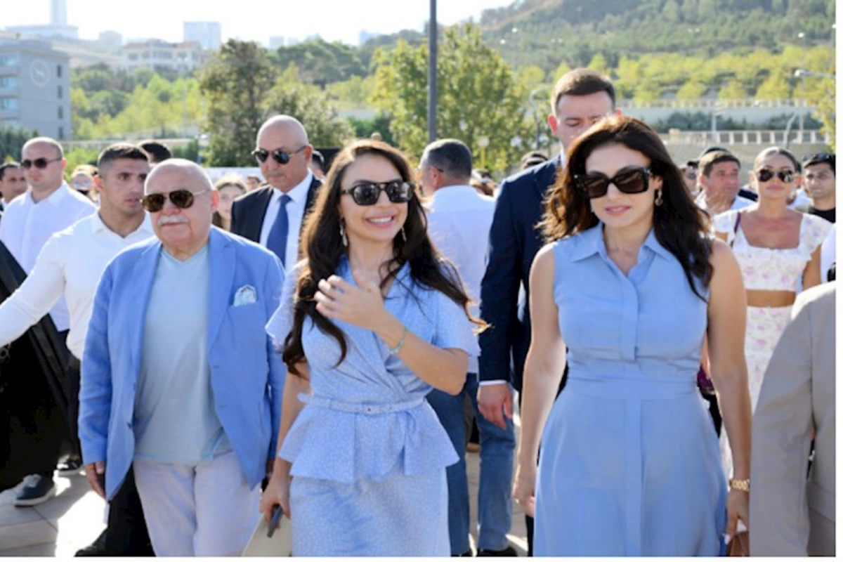 “At gücü” - klassik avtomobillərin yürüşü və çövkən oyunu keçirilib — FOTOLAR