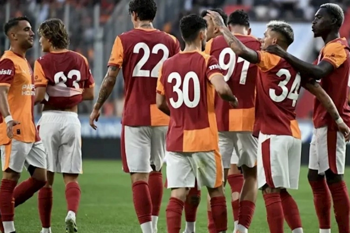 “Qalatasaray” növbəti dəfə qələbə qazanıb