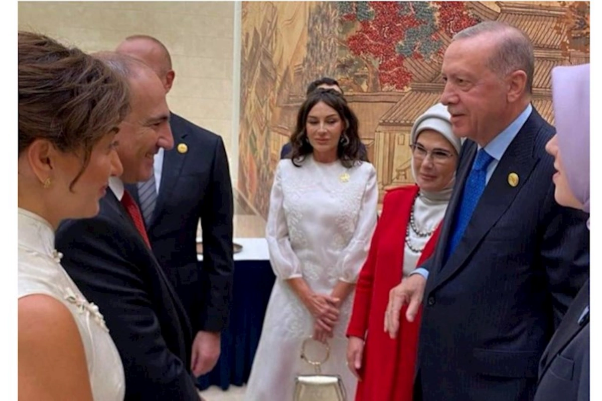 Sammitdə maraqlı an — İlham Əliyev, Ərdoğan və Paşinyan bir arada (FOTO)