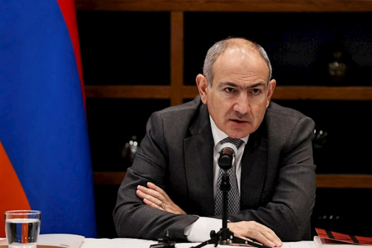 “Son vaxtlar artıq birbaşa düzgün dolaba yaxınlaşıram” — Paşinyan iş otağında nahar etmə üsulundan danışıb