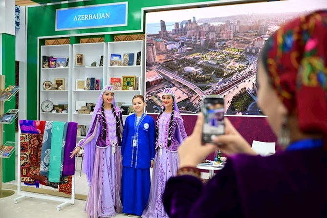Türkmənistanda “Azərbaycan Milli Günü” — Mədəni irsimizin parlaq təqdimatı (FOTOLAR)