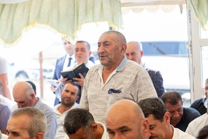 İcra başçısı Salyan camaatının problemlərini dinlədi — FOTOLAR İcra başçısı Salyan camaatının problemlərini dinlədi — FOTOLAR