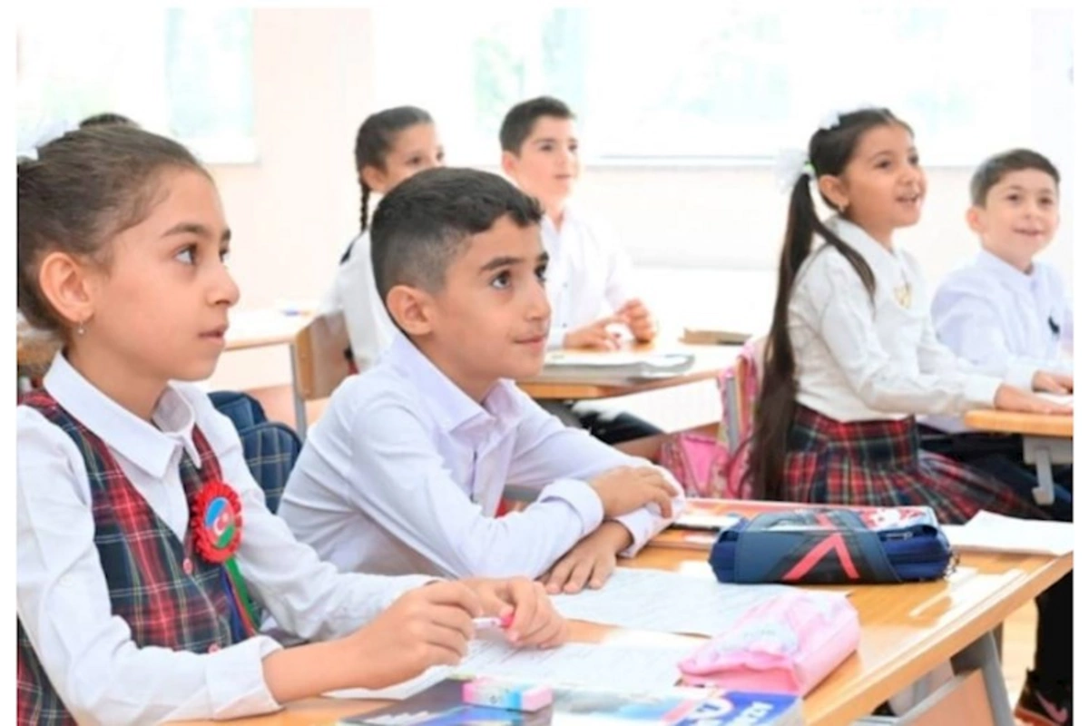 Bakıətrafı məktəblərdə siniflərdə şagird sayı kritik həddə çatıb — Ekspert