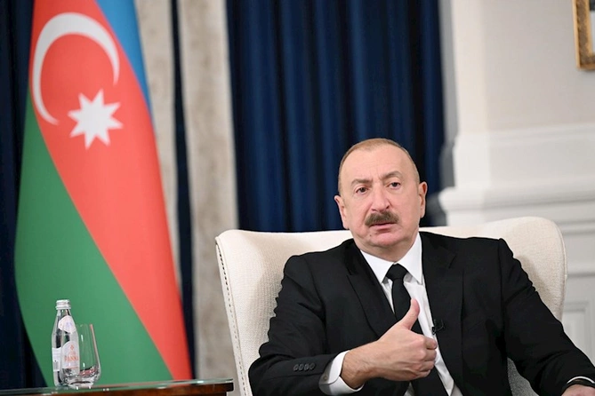 İlham Əliyev ABŞ səfərinin nəticələri ilə bağlı mediaya müsahibə verib — FOTOLAR/VİDEO (YENİLƏNİB) İlham Əliyev ABŞ səfərinin nəticələri ilə bağlı mediaya müsahibə verib — FOTOLAR/VİDEO (YENİLƏNİB)