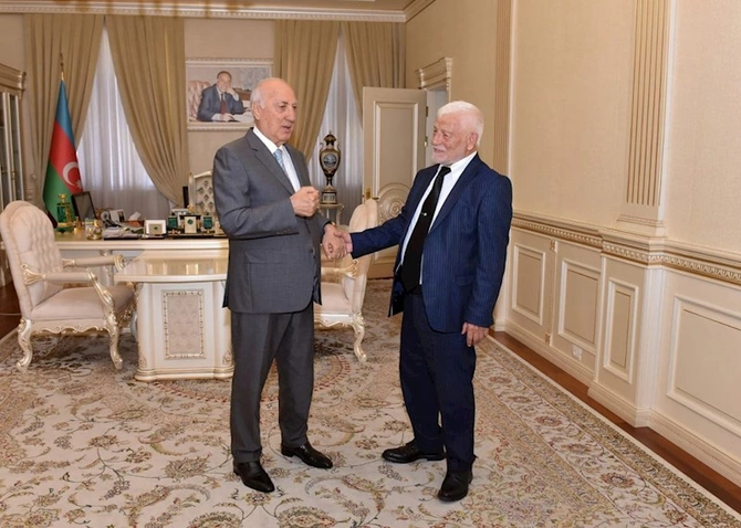 Zakir Fərəcov veteran cüdoçunu Fəxri Fərmanla təltif edib — FOTOLAR