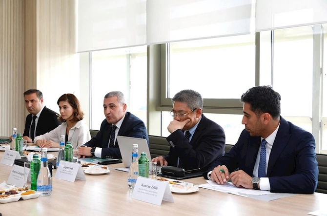 CRCT Qazaxıstan beynəlxalq logistika şirkətinin nümayəndələri Bakı Limanının imkanları ilə tanış olub — FOTOLAR