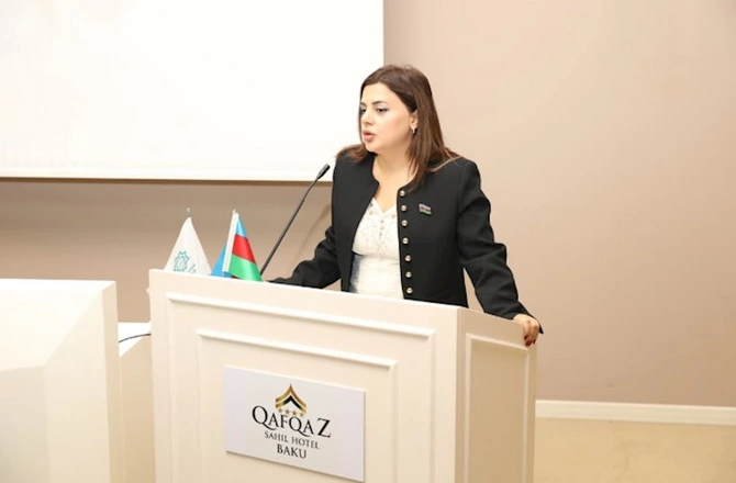 Qanunsuz tibb fəaliyyətinə qarşı mübarizə ilə bağlı ictimai müzakirə aparılıb — FOTOLAR