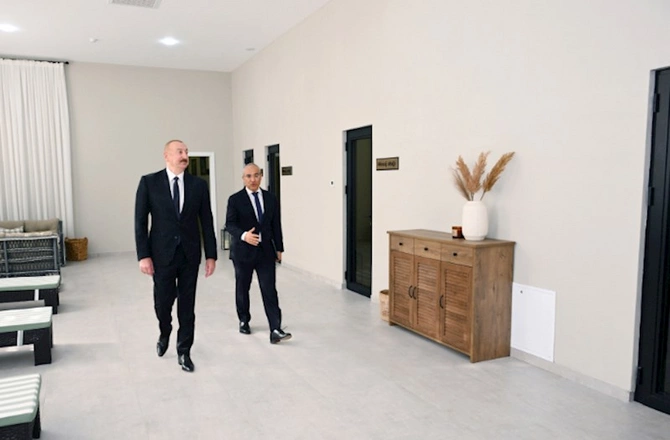 İlham Əliyev Yazıçılar Birliyinin Yaradıcılıq Evinin açılışında — FOTOLAR
