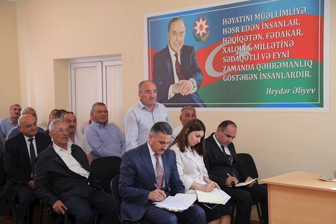 Hacıqabulun İkinci Paşalı kəndində səyyar qəbul-görüş keçirildi — FOTOLAR