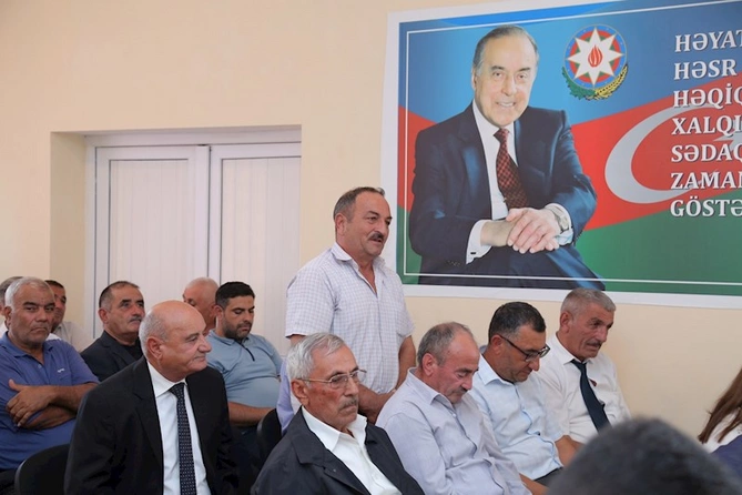 Hacıqabulun İkinci Paşalı kəndində səyyar qəbul-görüş keçirildi — FOTOLAR