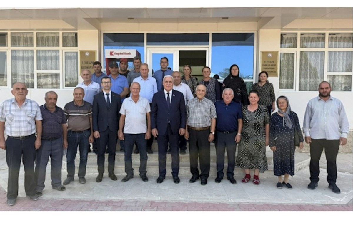 Milli Məclisin deputatı Vüqar Rəhimzadə Culfada seçiciləri ilə növbəti görüşünü keçirib — FOTOLAR