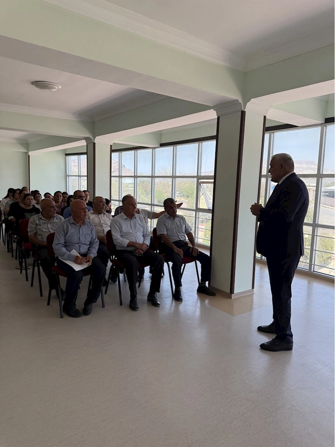 Milli Məclisin deputatı Vüqar Rəhimzadə Culfada seçiciləri ilə növbəti görüşünü keçirib — FOTOLAR