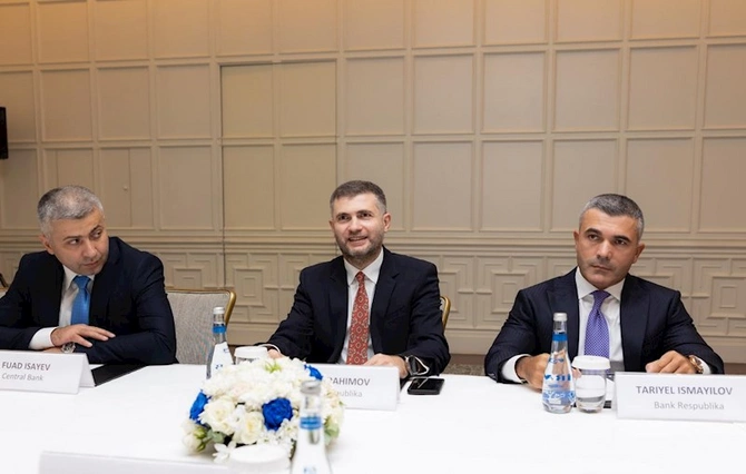 Bank Respublika və Qara Dəniz Ticarət və İnkişaf Bankı irihəcmli kredit sazişi imzalayıb — FOTOLAR