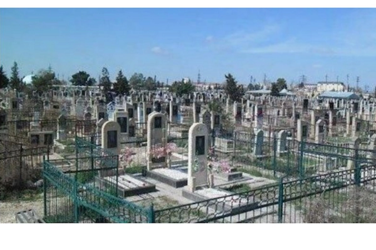 Bu qəbiristanlığın köçürülməsi təklif olunur