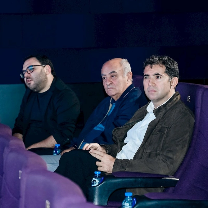 Dövlət dəstəyi ilə istehsal ediləcək film layihələri müsabiqəsi üzrə növbəti pitçinq keçirilib — FOTOLAR Dövlət dəstəyi ilə istehsal ediləcək film layihələri müsabiqəsi üzrə növbəti pitçinq keçirilib — FOTOLAR