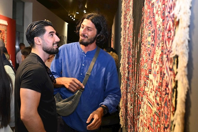 Azərbaycan Milli Xalça Muzeyində “Faiq Əhməd: 2011–2024-cü illər dövrü” sərgisi açılıb — FOTOLAR Azərbaycan Milli Xalça Muzeyində “Faiq Əhməd: 2011–2024-cü illər dövrü” sərgisi açılıb — FOTOLAR