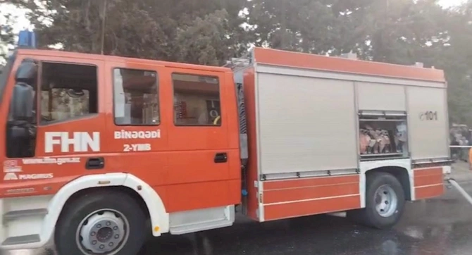 Xırdalanda çoxmərtəbəli binada yanğın baş verib, sakinlər təxliyə edilib — FOTOLAR