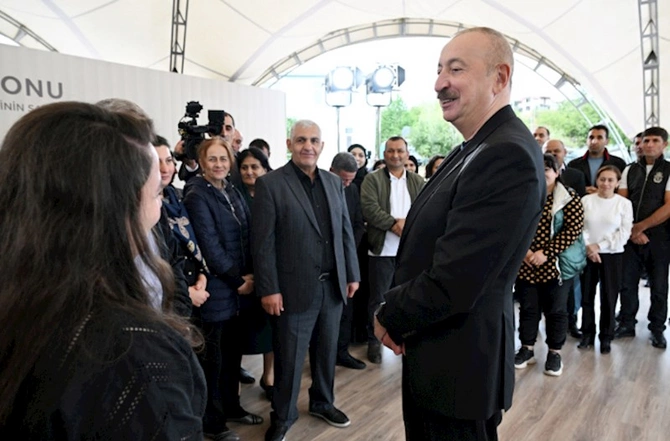 Prezident Qırmızı Bazar, Hadrut qəsəbələrinin və Sos kəndinin sakinləri ilə görüşdü — FOTOLAR