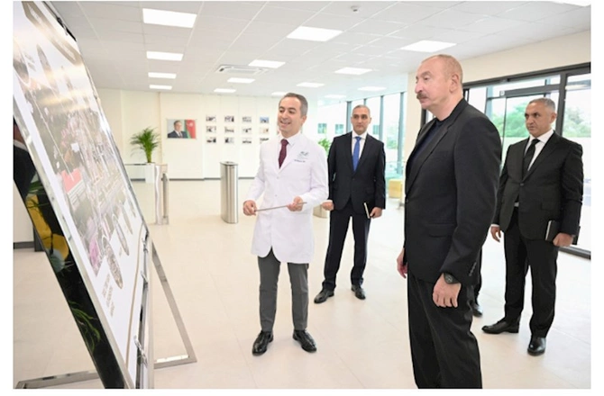 Prezident Qarabağ Universitetinin Klinikası binasının və tədris korpusunun açılışında iştirak edib — FOTOLAR