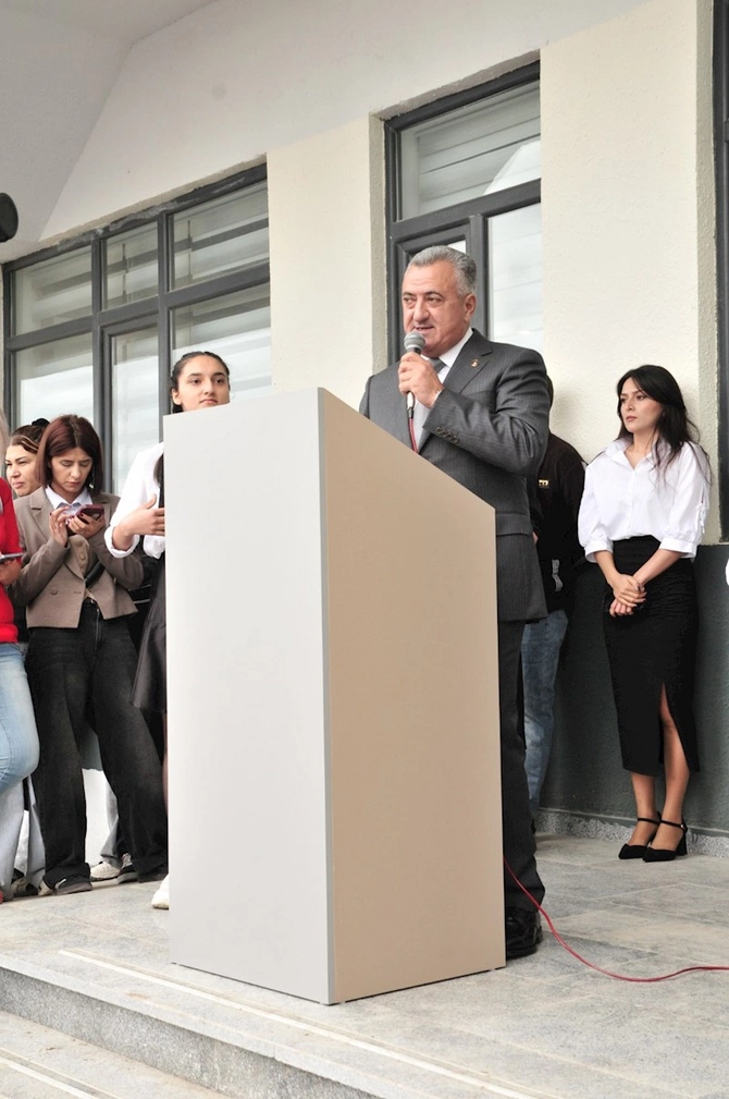 15 sentyabr - Bilik Günü ilə əlaqədar Abşeronda silsilə tədbirlər keçirilib — FOTOLAR 15 sentyabr - Bilik Günü ilə əlaqədar Abşeronda silsilə tədbirlər keçirilib — FOTOLAR