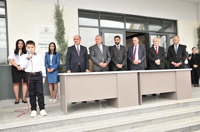 15 sentyabr - Bilik Günü ilə əlaqədar Abşeronda silsilə tədbirlər keçirilib — FOTOLAR 15 sentyabr - Bilik Günü ilə əlaqədar Abşeronda silsilə tədbirlər keçirilib — FOTOLAR