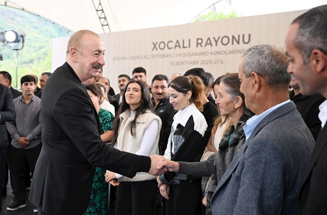 Prezident Xocalı sakinləri ilə görüşdü — FOTOLAR Prezident Xocalı sakinləri ilə görüşdü — FOTOLAR