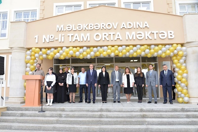 15 sentyabr - Bilik Günü ilə əlaqədar Abşeronda silsilə tədbirlər keçirilib — FOTOLAR 15 sentyabr - Bilik Günü ilə əlaqədar Abşeronda silsilə tədbirlər keçirilib — FOTOLAR