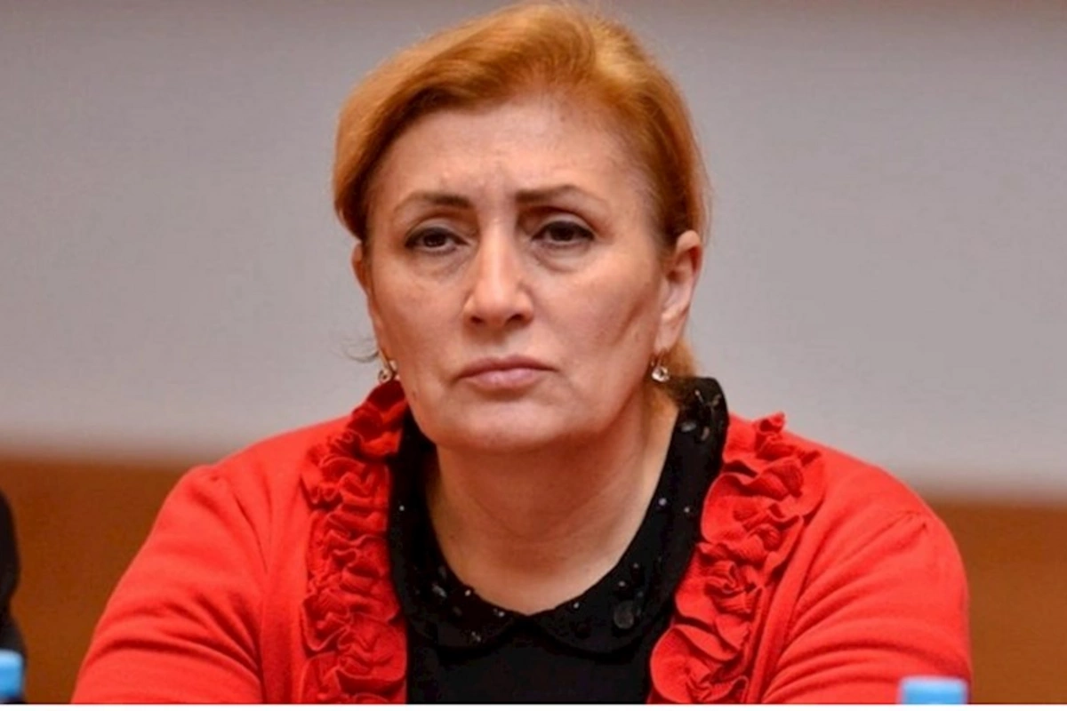 Deputat Məlahət İbrahimqızının ayağı sındı