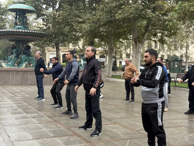 İcra başçısı brend geyimi ilə DİQQƏT ÇƏKDİ — FOTO