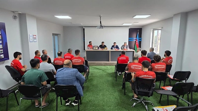İctimai Birliyin üzvləri Amputant Futbol Komandası ilə görüşüb — FOTOLAR