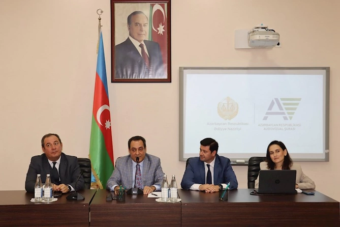 Azərbaycan ədəbi dilinin düzgün tətbiq olunmasına dair tədbir keçirilib — FOTOLAR