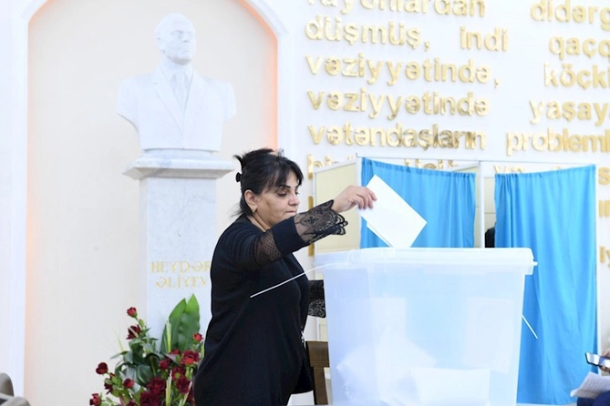 Dövlət Komitəsi yanında İctimai Şuraya seçkilər keçirilib — FOTOLAR