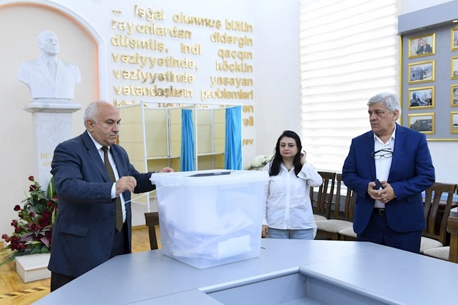 Dövlət Komitəsi yanında İctimai Şuraya seçkilər keçirilib — FOTOLAR