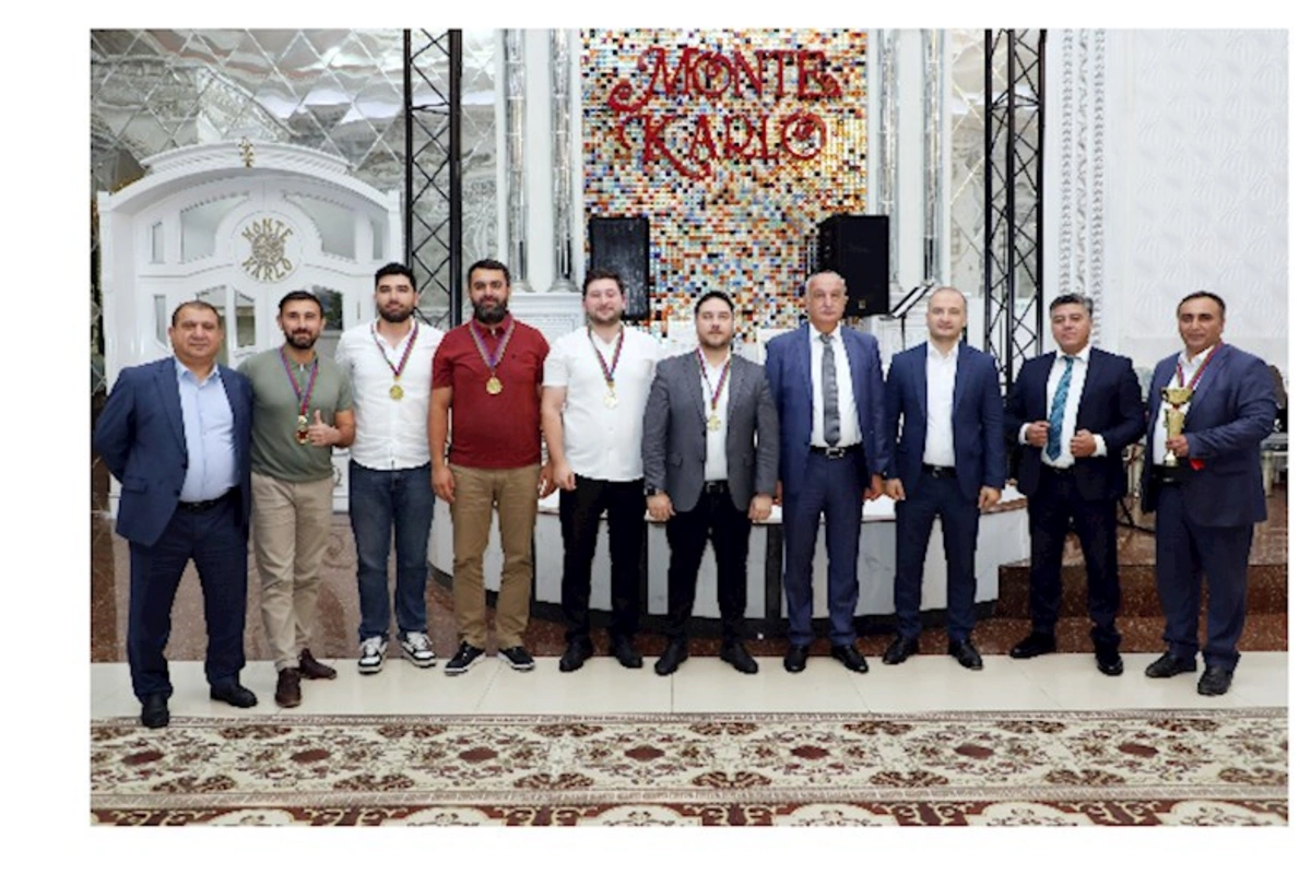 Neftçilər Günü münasibətilə “Nə? Harada? Nə zaman?” intellektual bilik yarışı keçirildi — FOTOLAR