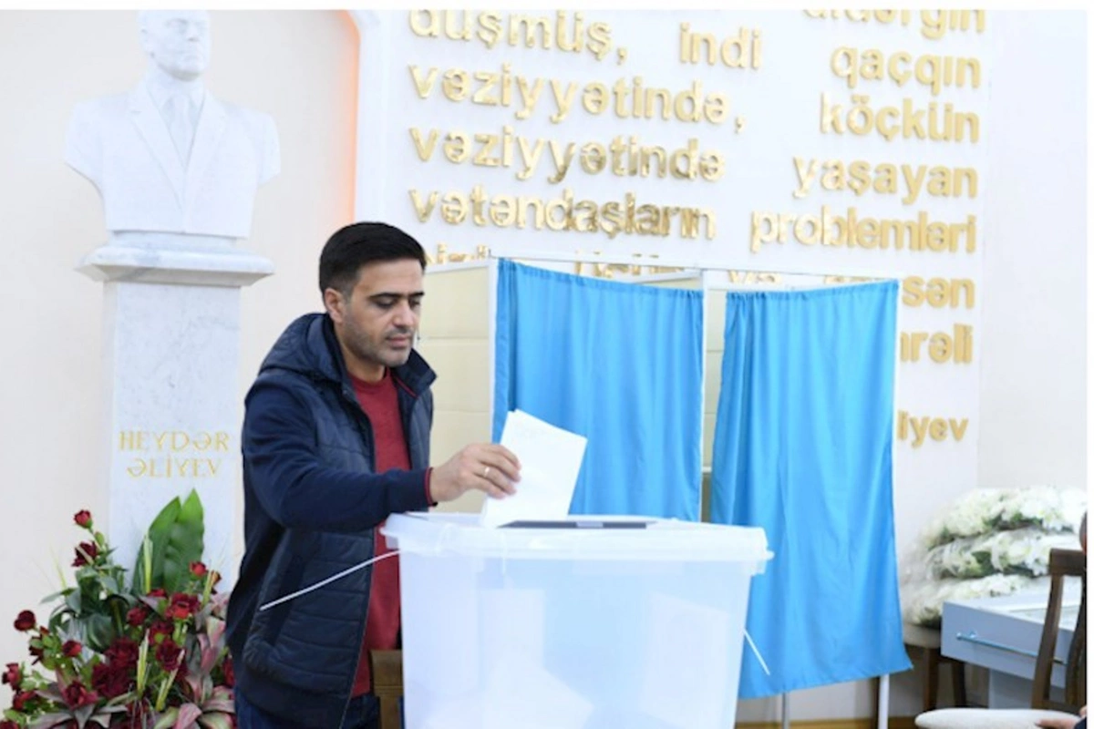 Dövlət Komitəsi yanında İctimai Şuraya seçkilər keçirilib — FOTOLAR