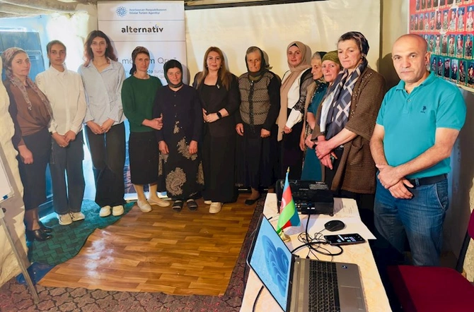 “4 mövsüm Qrız” layihəsi başa çatdı: Biznes planların hazırlanmasına dəstək göstərildi — FOTOLAR