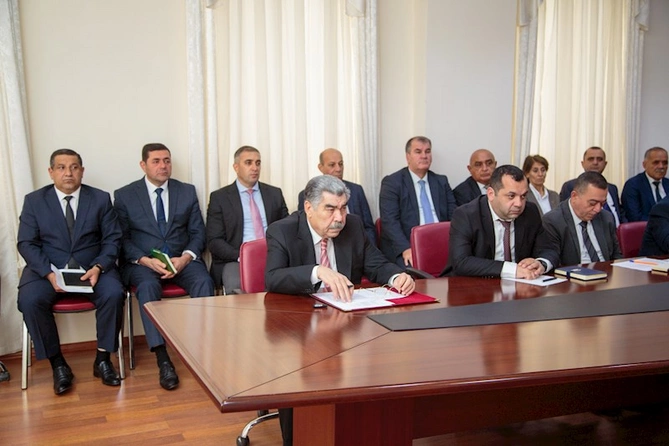 Rüstəm Xəlilov vətəndaşların müraciətlərini dinlədi — FOTOLAR