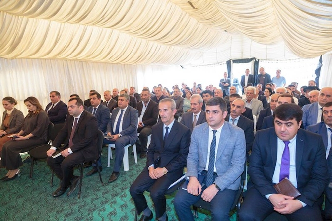 İcra başçısının sakinlərlə səyyar görüşləri davam edir — FOTOLAR