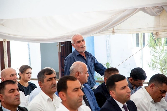 İcra başçısı kənd sakinlərinin problerini dinlədi — FOTOLAR