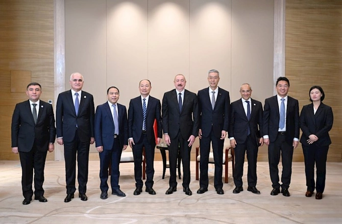 Prezident “China National Chemical Engineering” şirkətinin sədri ilə görüşdü — FOTOLAR Prezident “China National Chemical Engineering” şirkətinin sədri ilə görüşdü — FOTOLAR