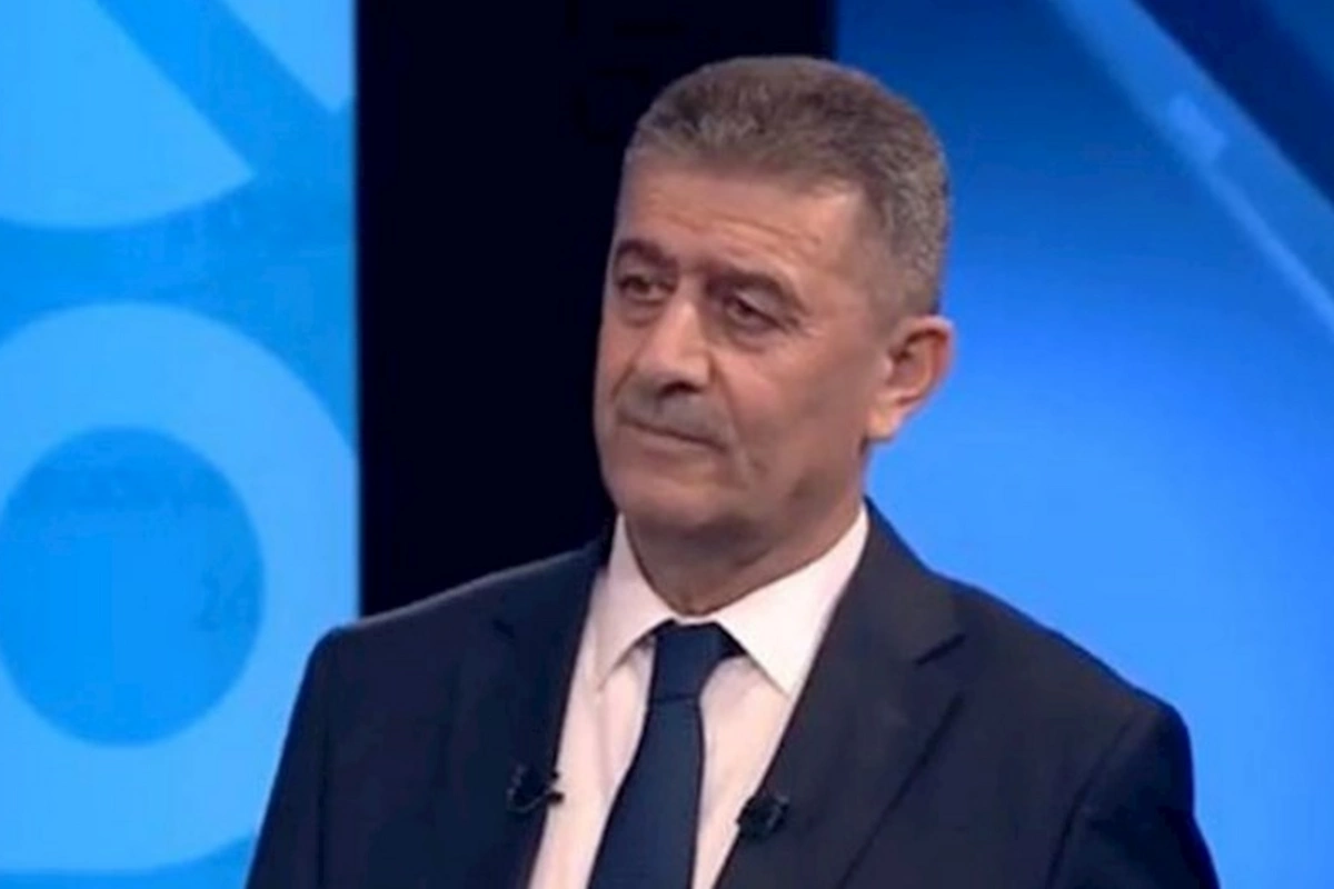Deputat: “Mobil operator xidmətlərini monopoliyadan xilas etmək lazımdır”