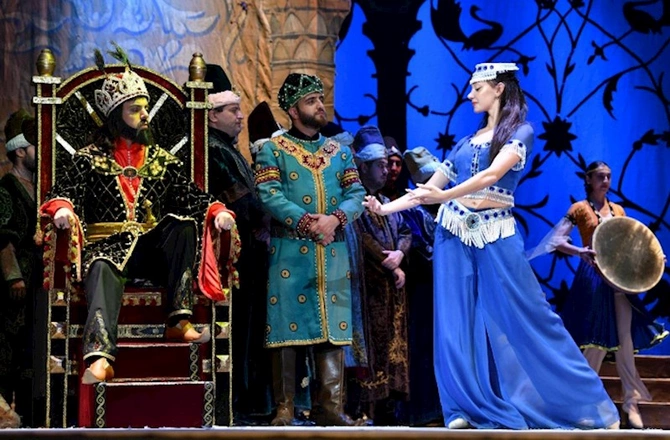 Üzeyir Hacıbəyli festivalı çərçivəsində “Şah İsmayıl” operası nümayiş olunub — FOTOLAR