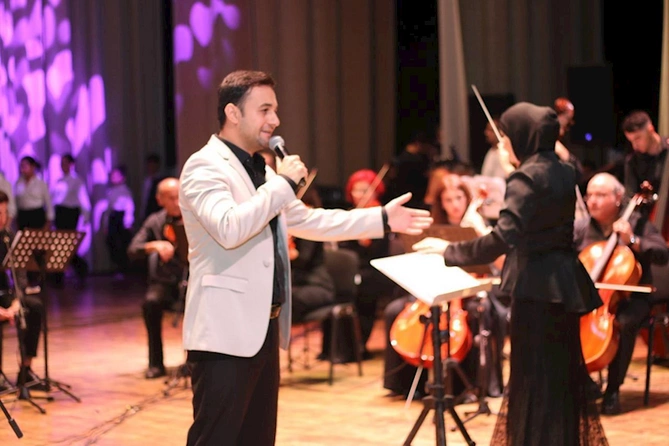 Sumqayıtda “Üzeyir Hacıbəyli və musiqi mirası” konserti keçirilib — FOTOLAR Sumqayıtda “Üzeyir Hacıbəyli və musiqi mirası” konserti keçirilib — FOTOLAR