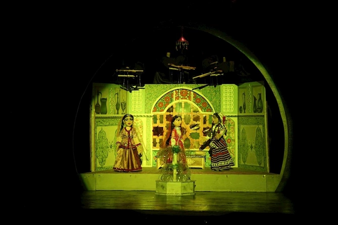 Naxçıvan Dövlət Kukla Teatrının Gəncə və Qax rayonlarına təşkil olunmuş qastrol səfəri yekunlaşıb — FOTOLAR Naxçıvan Dövlət Kukla Teatrının Gəncə və Qax rayonlarına təşkil olunmuş qastrol səfəri yekunlaşıb — FOTOLAR