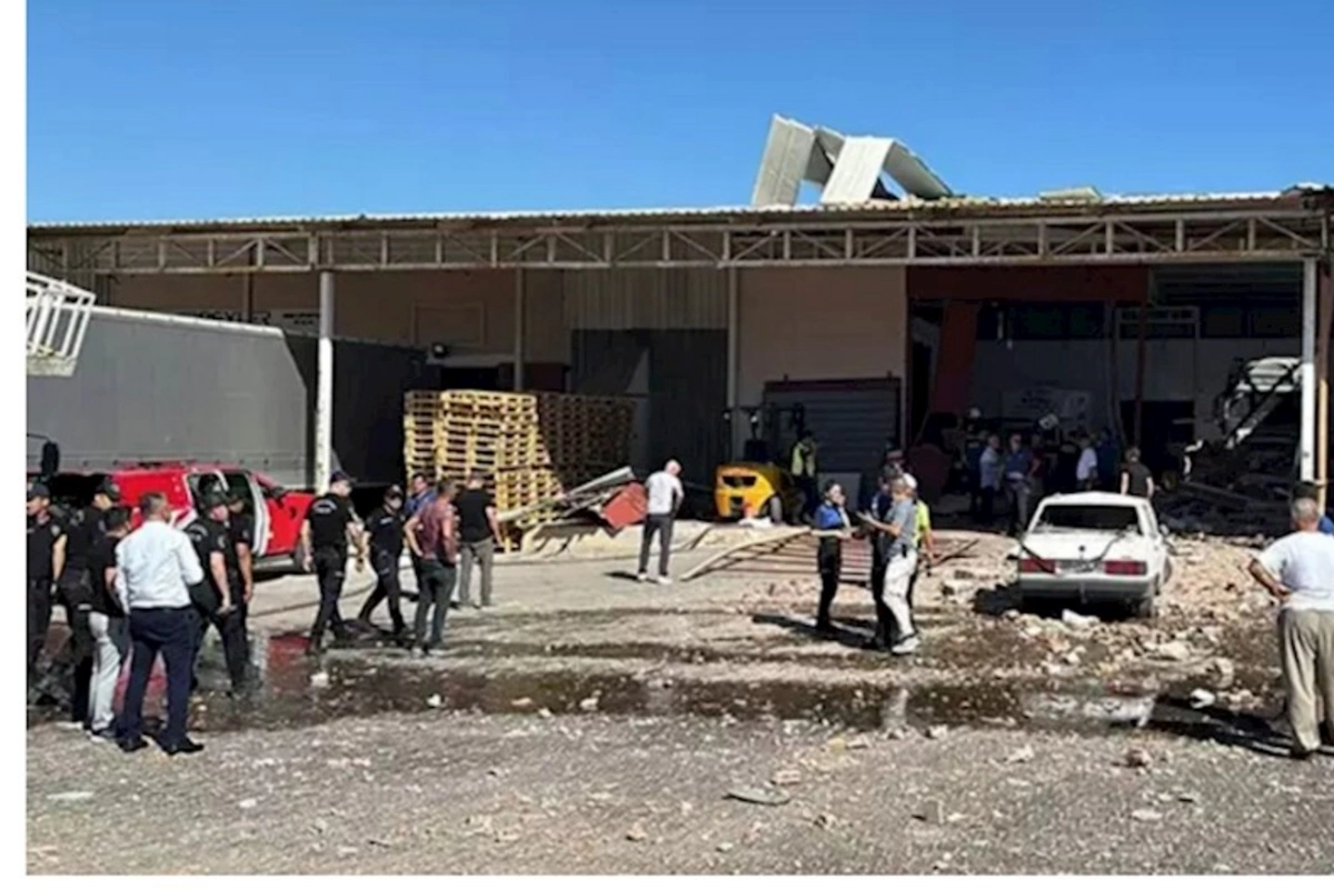Antalyada bazarda partlayış olub, yaralılar var