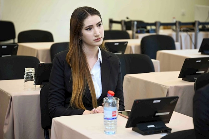 Nazir müavini Enactus Qarabağ komandası ilə görüşdü — FOTOLAR