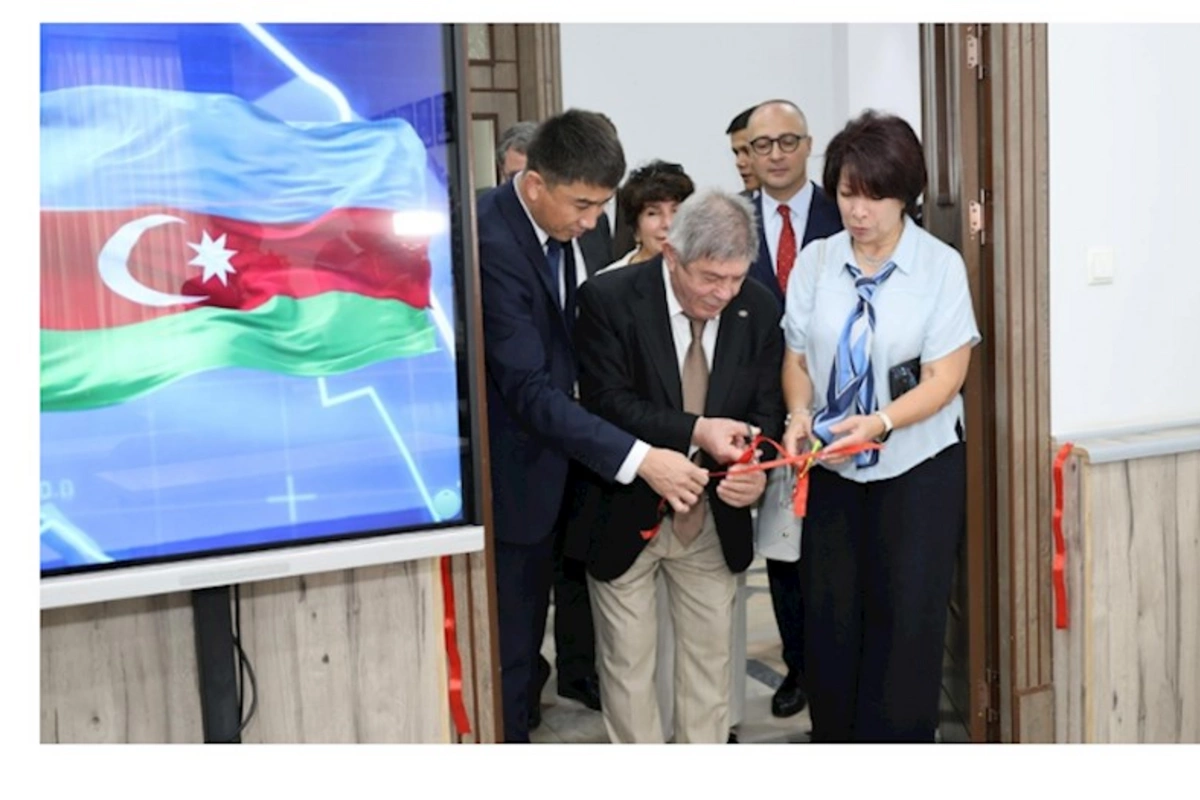 Səmərqənd Dövlət İqtisad və Servis İnstitutunda azərbaycanlı alimin adını daşıyan auditoriya açılıb — FOTOLAR