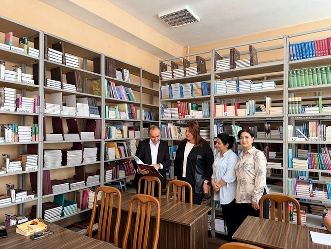 Pedaqoji Universitetdə yeni oxu zalı yaradılıb — FOTOLAR Pedaqoji Universitetdə yeni oxu zalı yaradılıb — FOTOLAR